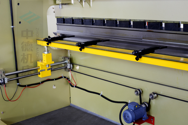 ZDP-10032高精度后档料总成.jpg ZDP-10032高精度后档料总成.jpg